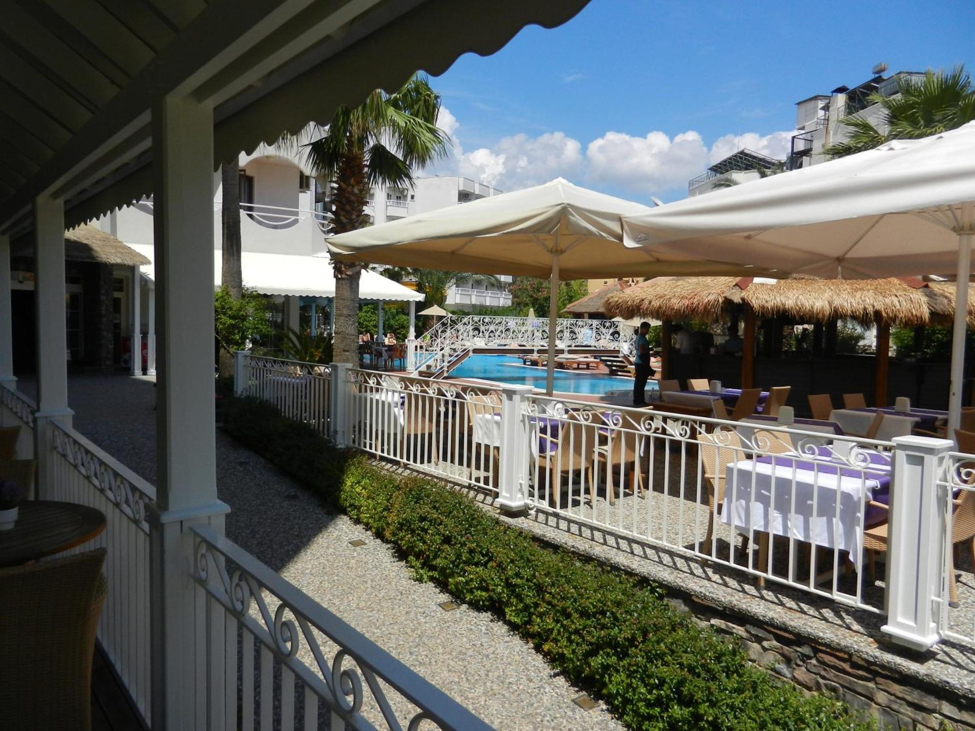 Hawaii Hotel Мармарис Екстериор снимка