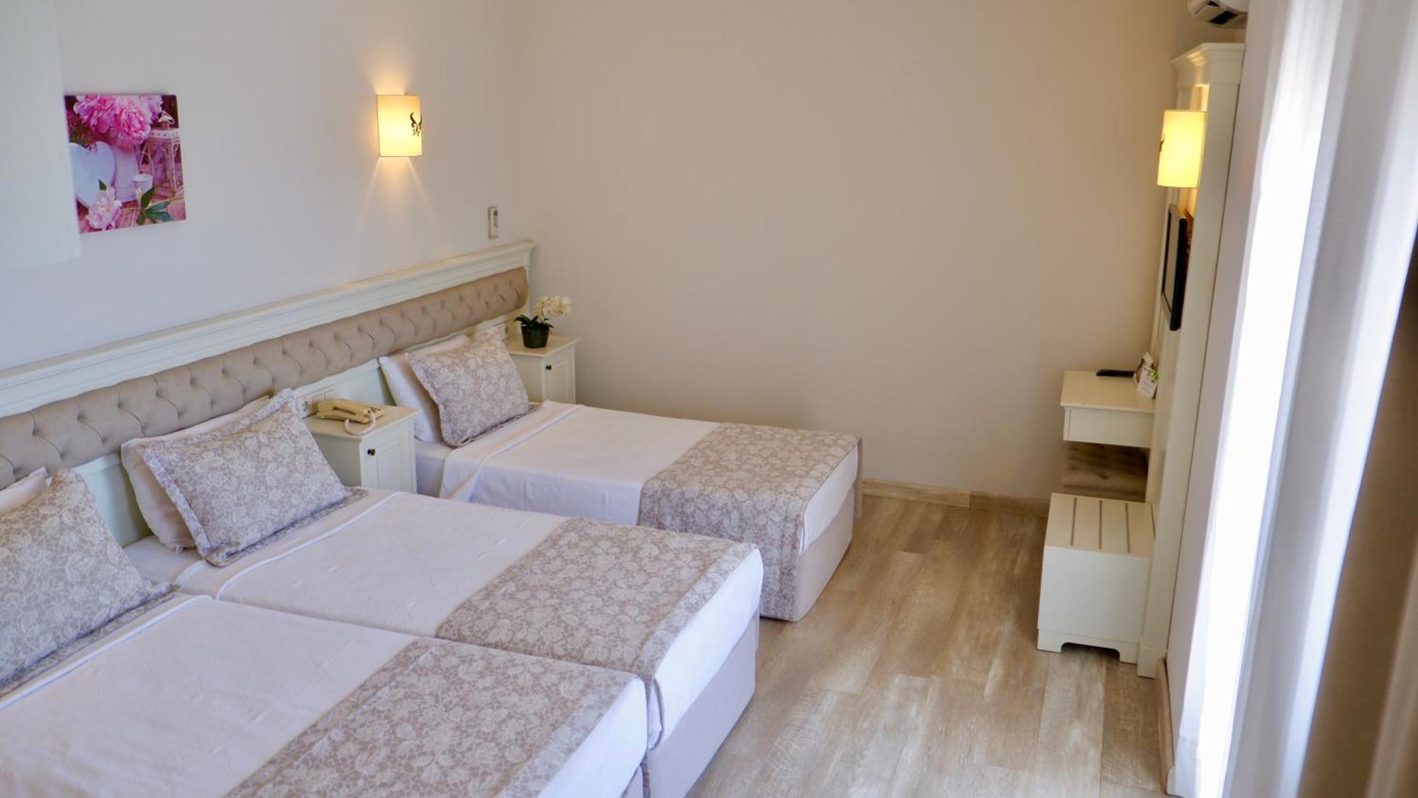 Hawaii Hotel Мармарис Екстериор снимка